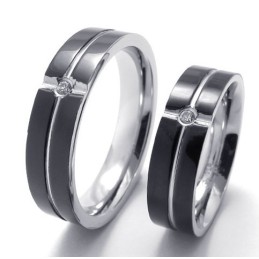 Jemně Zpracovaný Barevný Lesk Titanový Prsten Král Kvantity