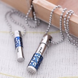 Módní Modrý Titanový Náhrdelník S Přívěskem Ve Tvaru Srdce