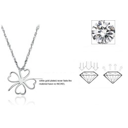 Snadno Použitelný Ženský Náhrdelník S Pokovením A Titanem Ve Tvaru Jetele