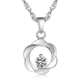 Elegantní Dámský Titanový Náhrdelník S Platinou A Diamanty, Zaručená Kvalita A Množství