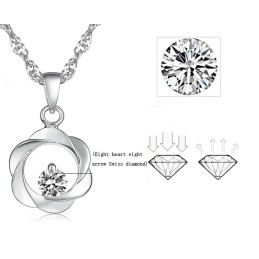 Elegantní Dámský Titanový Náhrdelník S Platinou A Diamanty, Zaručená Kvalita A Množství