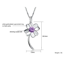 Odolný Ženský Náhrdelník S Platinovým Pokovením A Titanem Ve Tvaru Jetele