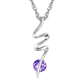 Známý Pro Svůj Kvalitní Dámský Platinový Titanový Náhrdelník S Diamanty