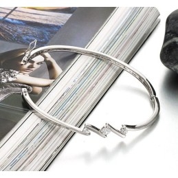 Zaručená Kvalita A Množství Dámský Hypoalergenní Titanový Náramek S Platinovým Pokovením A Kamínky