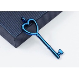 Titanový Přívěsek S Klíčem Od Srdce S Láskou - Řetízek Zdarma