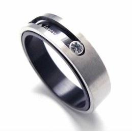 Prsten S Diamanty A Intarzií Z Titanu 5 Mm