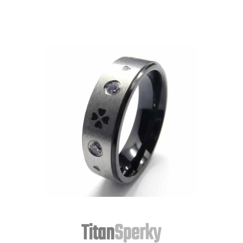 Prsten S Diamanty A Čtyřlístkem, Intarzovaný Titanem 6 Mm Prsten S Diamanty A Čtyřlístkem, Intarzovaný Titanem 6 Mm