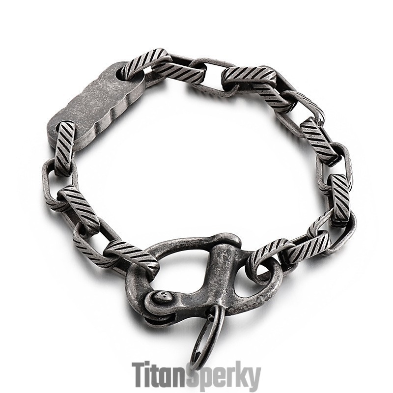 Pánský Titanový Náramek S Vintage Černým Čtvercovým Pruhovaným Přívěskem Na Klíče Pánský Titanový Náramek S Vintage Černým Čtvercovým Pruhovaným Přívěskem Na Klíče