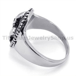 Titanový Prsten Se Třemi Lebkami