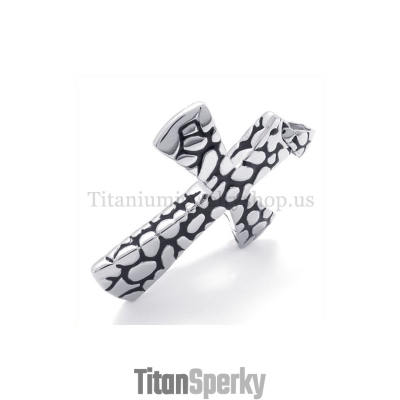 Titanový Přívěsek S Křížem A Stříbrným Vzorem