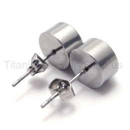 Stříbrné Náušnice S Titanem A Modrými Diamanty