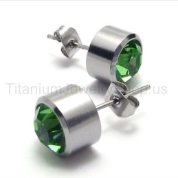 Stříbrné Náušnice Tank S Titanem A Zelenými Diamanty