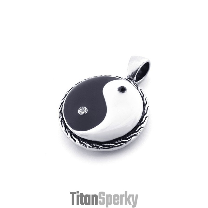 Titanový Přívěsek Taichi S Černými A Bílými Kamínky Titanový Přívěsek Taichi S Černými A Bílými Kamínky