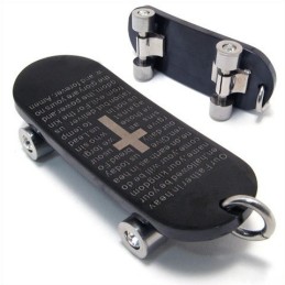 Pánský Přívěsek S Křížem A Náhrdelníkem Ve Tvaru Skateboardu Z Čistého Titanu